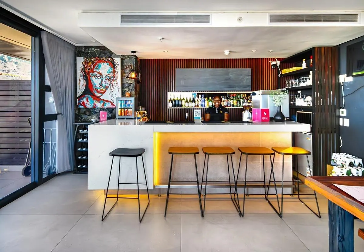 Breathtaking Skyline Haven Apartment Cape Town South Africa