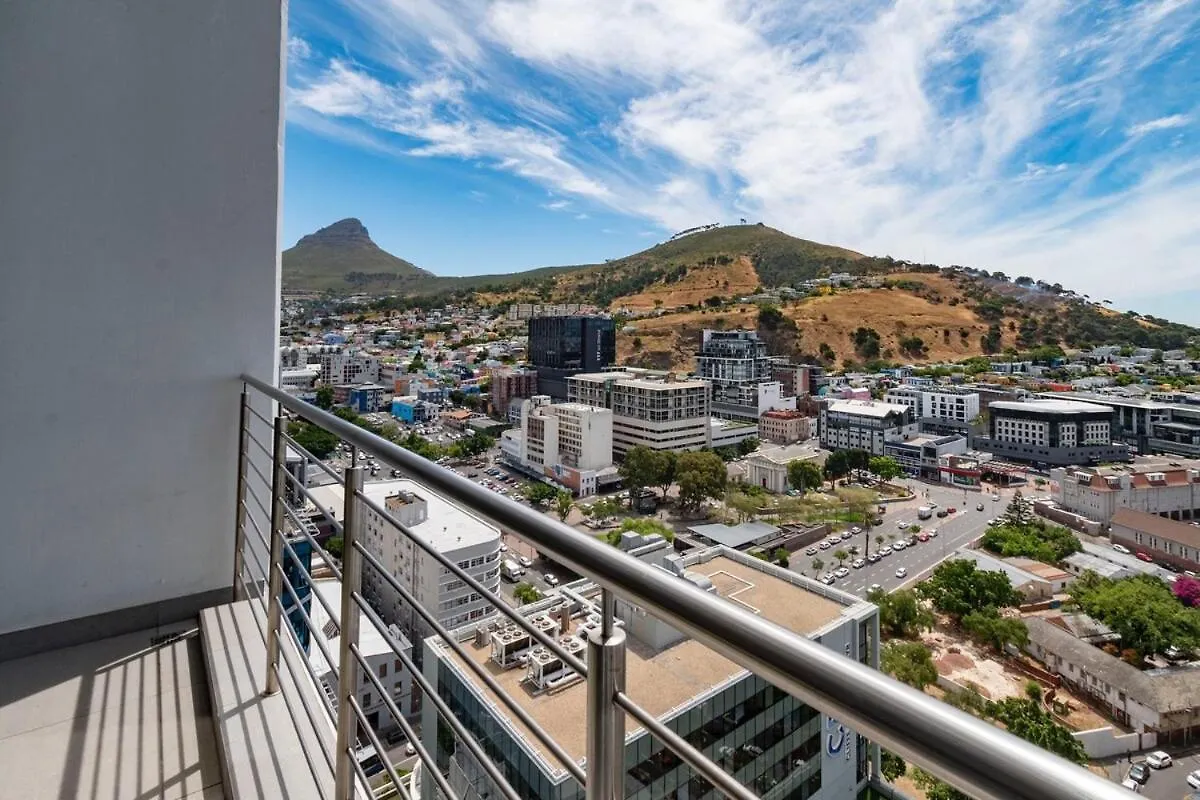 Breathtaking Skyline Haven Apartment Cape Town 0*,